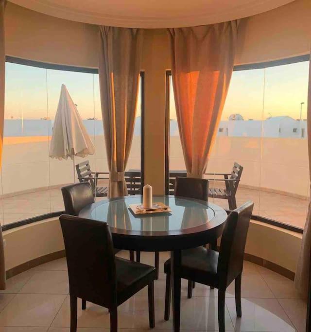 Ferienwohnung Riviera Park 7A - Air Con- Wi-Fi- Uk Channels- 5 Minutes Walking From The Sea Tías Exterior foto